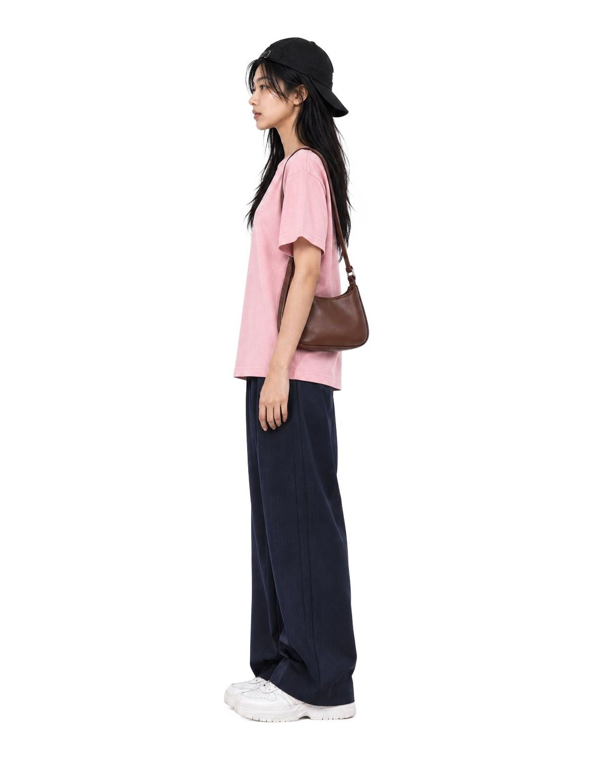 Twin Angels Essential Tee Pink model side