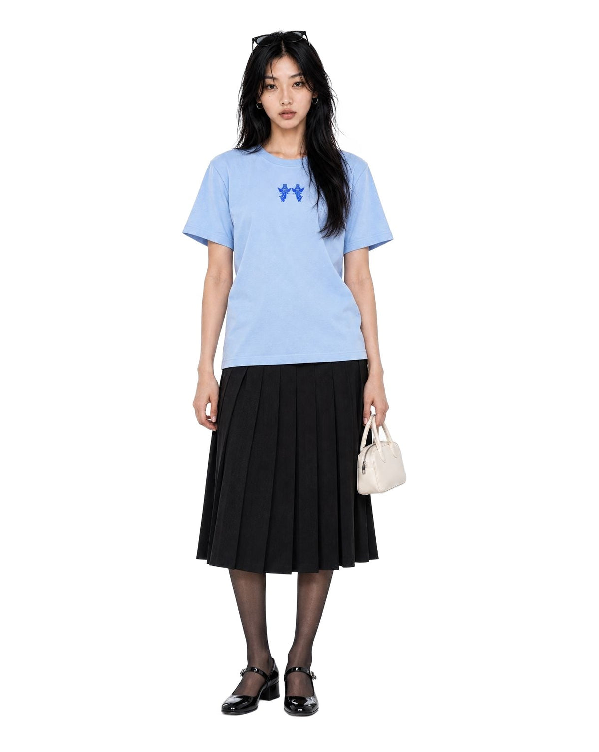Twin Angels Essential Tee Blue model front