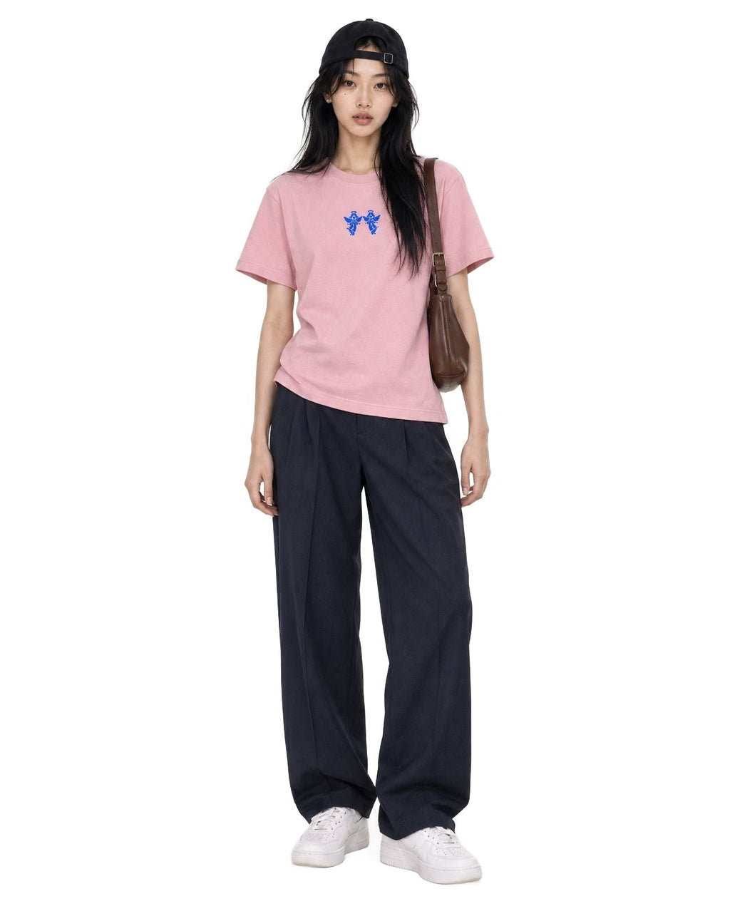Twin Angels Essential Tee Pink model front